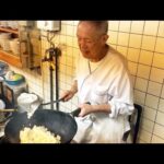 浅草で50年間愛されてきた町中華カド！混み合うお昼時の注文を一人でこなす！ Japanese food in Asakusa 아사쿠사